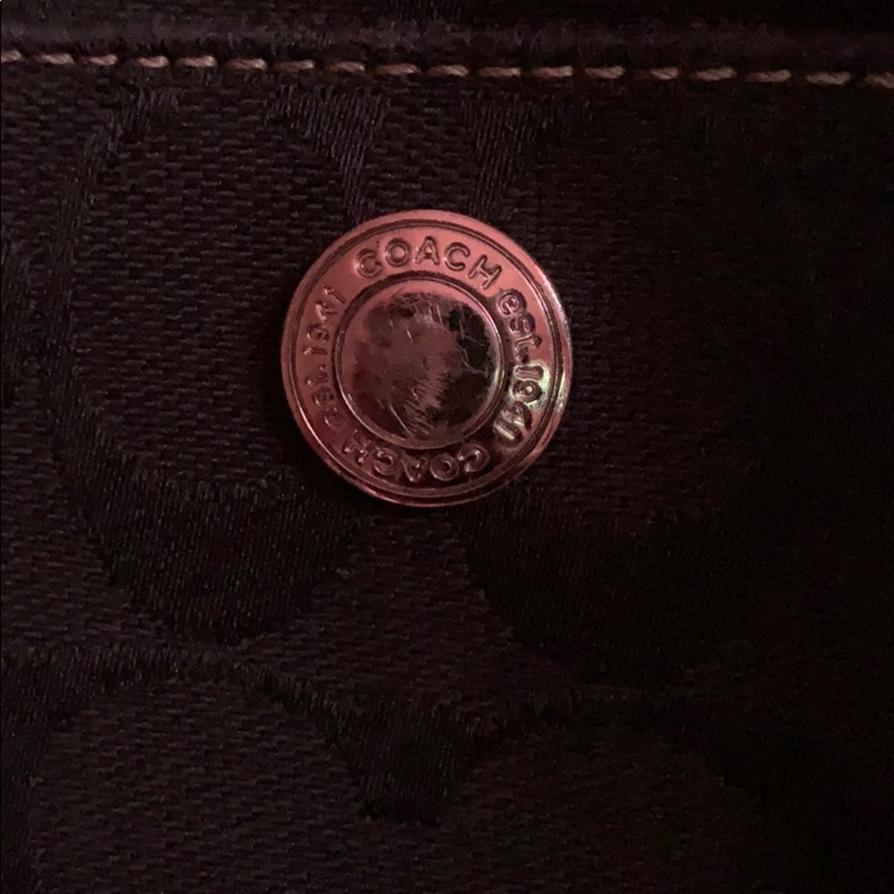 Coach purse - Picture 4 of 4